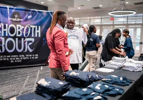 Registration and T-shirts